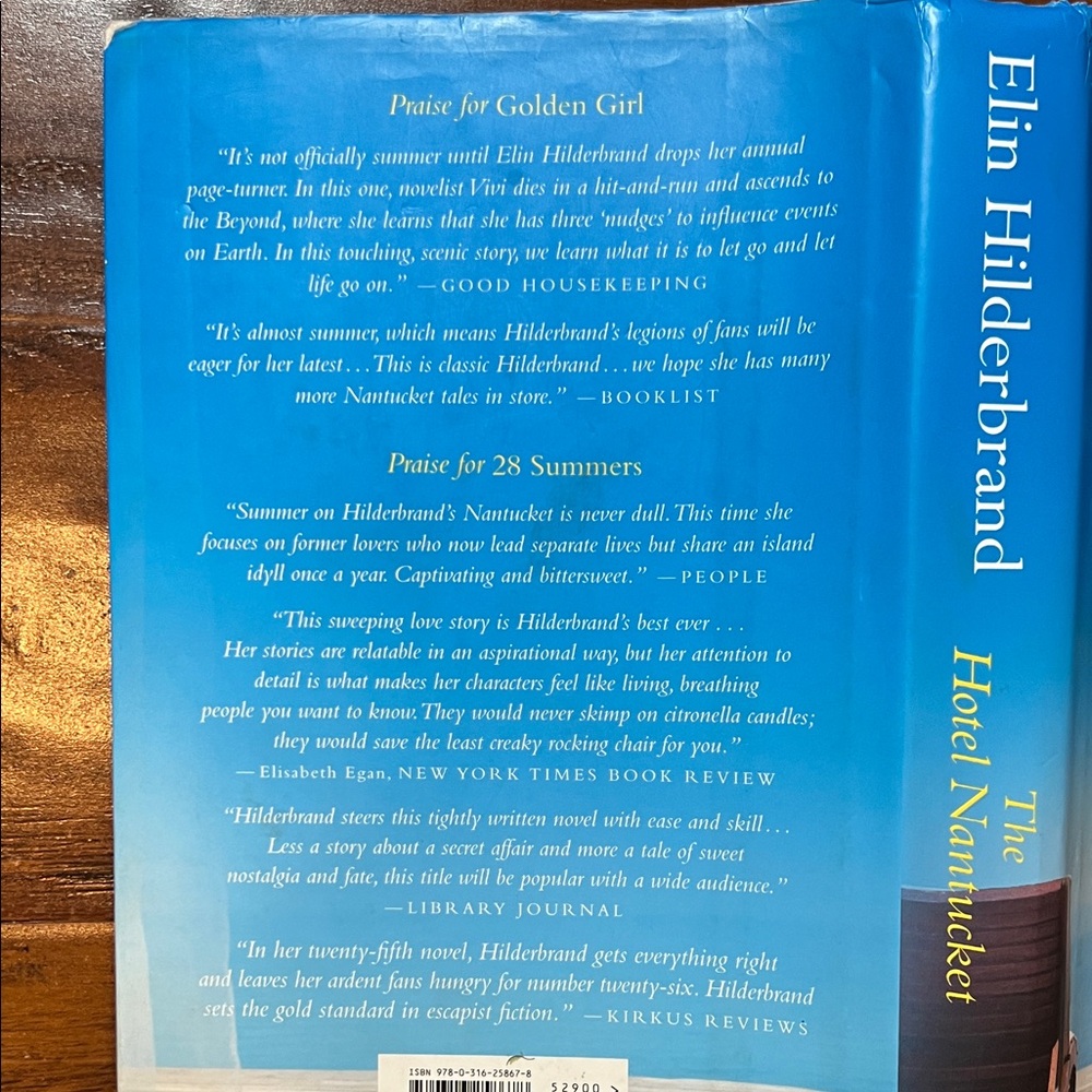 📚 3 Books for $10 | The Hotel Nantucket by Elin Hilderbrand - Picture 3 of 11